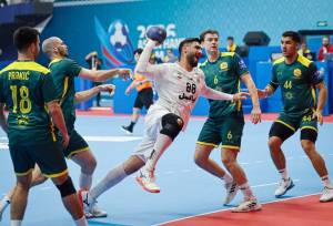 کاپیتان تیم ملی ایران: هنوز نمی‌دانم چرا نگذاشتند مقابل عربستان بازی کنم