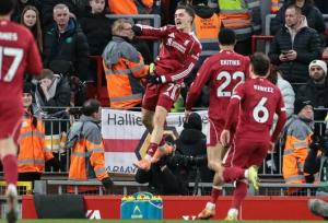 چمدان پول بالاخره خودی نشان داد