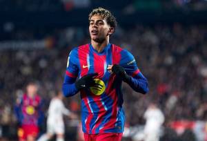 ستاره جوان آبی اناری ها بدنبال کسب توپ طلا