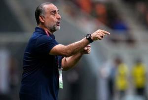 در جام جهانی باید آبرومند و با اقتدار ظاهر شویم