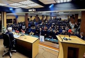 جلیلی: غرب با انحصار علم، پیشرفت ملت‌ها را تهدید می‌کند