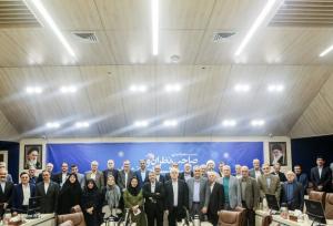 مدیران وزارت بهداشت از یک دانشگاه + تصاویر