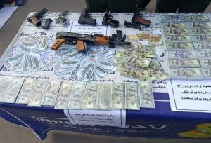 از سهامدار قلابی شرکت خودروسازی تا جاعلان پلاک در تور پلیس