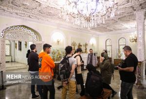 بازدید دانش‌آموزان از موزه حرم حضرت معصوومه(س) رایگان شد