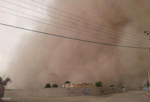 توفان گردوخاک مدیریت بحران اصفهان را به حالت آماده‌باش درآورد