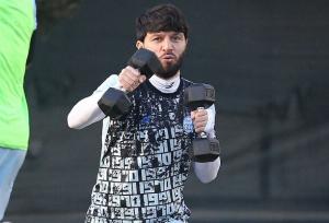 دو چالش پیش روی ماشاریپوف/ وینگر ازبکستانی آماده حضور در استقلال