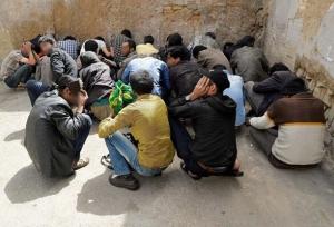 ۲۰ معتاد متجاهر در لنجان دستگیر شد