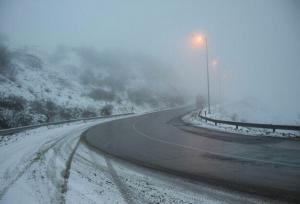 بارش برف در محور سوادکوه