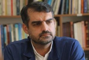 پزشکیان گزارش‌ نهادهای نظارتی درباره سفر وزیر راه به کیش را بررسی کند