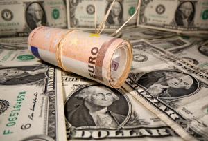 نرخ ارزهای مبادله ای ۱۲ تیرماه؛ افزایش اندک قیمت دلار و یورو