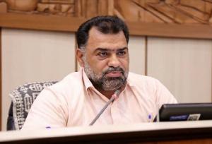 نیکونژاد: نظارت دقیق بر پروژه‌های عمرانی خط قرمز شورای شهر یزد است