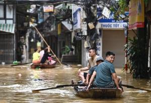 سیل در مرکز ویتنام ۱۳ کشته بر جای گذاشت