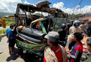 ۵ کشته در تصادف رانندگی در بالی اندونزی