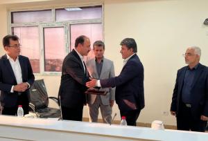 معاون فرماندار تنگستان: جایگاه تعلیم و تربیت ارتقا یابد