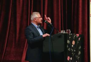 معاون امنیتی و انتظامی استانداری خراسان رضوی: گره‌های موجود را با اعتماد به مردم باز کنیم