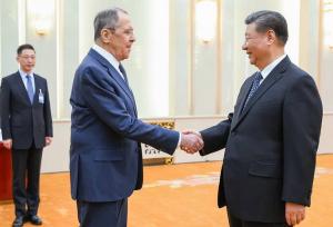 دیدار لاوروف با جین‌پینگ؛ تاکید پکن بر تقویت مشارکت راهبردی با مسکو