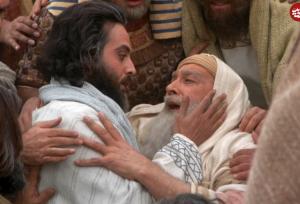 نماز خواندن بازیگران یوسف پیامبر پشت سر رهبر انقلاب