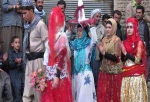 «بوک‌گواستنەوە» آئین دیرینه احترام و عزت در بدرقه زن کرد هنگام ازدواج