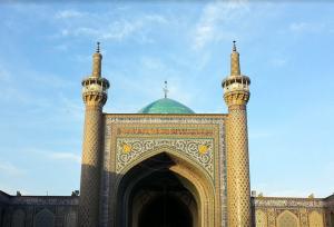 مسجد قلب تپنده جامعه اسلامی و محور عدالت و تربیت است