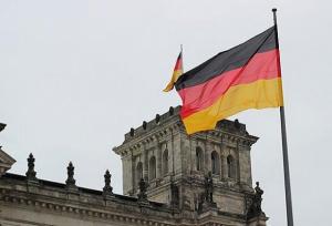 بحران سقوط محبوبیت احزاب دولتی در آلمان و رشد احزاب تازه‌تاسیس