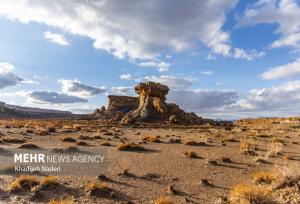 تخت سرخ و دره دوزخی؛ جاذبه‌های بکر گردشگری روستای حسن رباط در قلب میمه