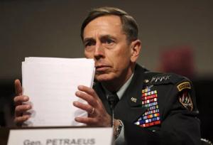 تمجید پترائوس از سرکرده تروریست‌های سوریه: موفقیت جولانی به نفع ما است