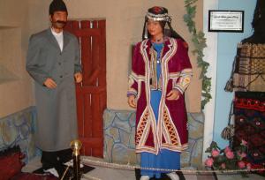 جامه‌ فرهنگ بر تن ایلام؛ روایت رنگ‌ها، نقش‌ها و پیوند با ریشه‌ها