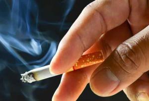 جریمه ۱۲۰ میلیونی تبلیغ دخانیات در خرده‌فروشی / هزینه زیاد برای تبلیغ در شبکه نمایش خانگی