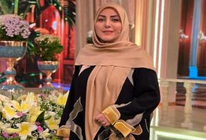 پوشش متفاوت المیرا شریفی مقدم بیرون از صداوسیما