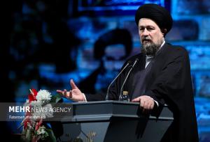 مدیر توانمند علیرغم موانع موجود کارها را پیش می برد