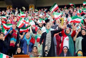 بانوان خوزستانی همچنان چشم انتظار ورود به ورزشگاه‌های استان