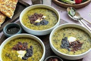 طرز تهیه آش اصیل ایرانی با طعم بی‌نظیر برای پاییز