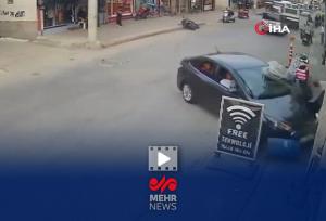 نجات میلی متری یک عابر پیاده در حادثه ترکیه