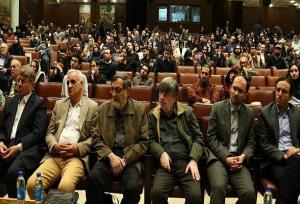 فلسفه باید پرسشگری را تعمیق و ترویج کند