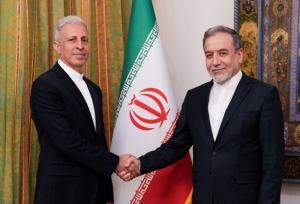 دیدار سرکنسول جدید ایران در گوانجو چین با عراقچی
