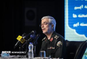 سرلشکر باقری: فراجا باید مقتدر، محبوب و مردمی باشد