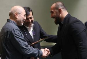 تقدیر نمایندگان مجلس از مدال آوران تیم های ملی کشتی آزاد و فرنگی