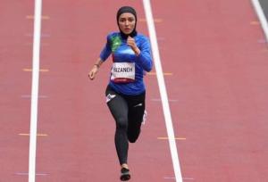 فرزانه فصیحی قهرمان رقابت ماده ۱۰۰ متر شد