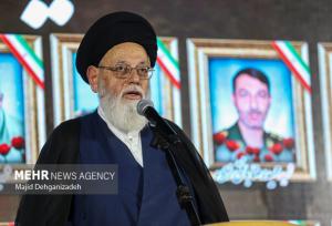 هم‌صدایی با دشمن محکوم است