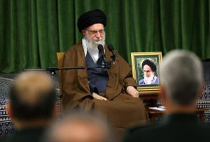 رهبر انقلاب: به‌رغم مشکلات، نقاط مثبت در کشور زیاد است