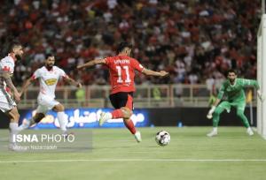 ماه خوش یُمن پرسپولیس برابر تراکتور