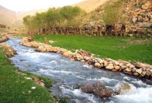 مردم از توقف و تردد در بستر و حاشیه رودخانه‌های تهران اجتناب کنند