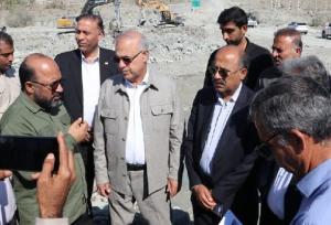 استاندار هرمزگان: پل دهندر شه‌باک بشاگرد در اولویت تکمیل قرار دارد