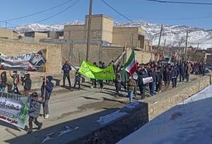 ۲۲ بهمن برفی؛ تصاویر راهپیمایی در روستای «گندمینه»