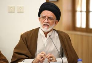 دبیر جامعه روحانیت شیراز: ایران با تکیه بر ملت و نیروهای مسلح مقتدر است