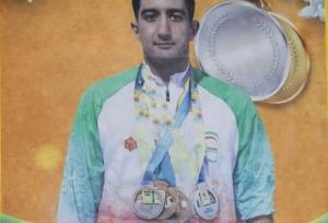 گفت‌وگو با قهرمان پاراشنا که از یک عکس یادگاری، انگیزه گرفت