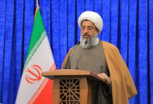 امام جمعه ساوجبلاغ: باید با اخلال‌گران اقتصادی برخورد جدی شود