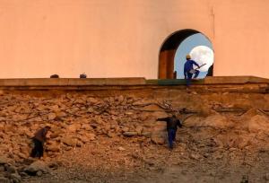 چمن ورزشگاه آزادی هیبریدی می‌شود