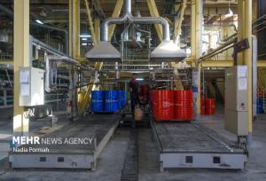 افتتاح یک واحد صنعتی در جلفا توسط وزیر اقتصاد