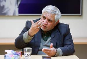 اروپا به جای مبارزه با تروریسم قوی‌ترین نیروی ضدتروریسم راهدف قرار داد